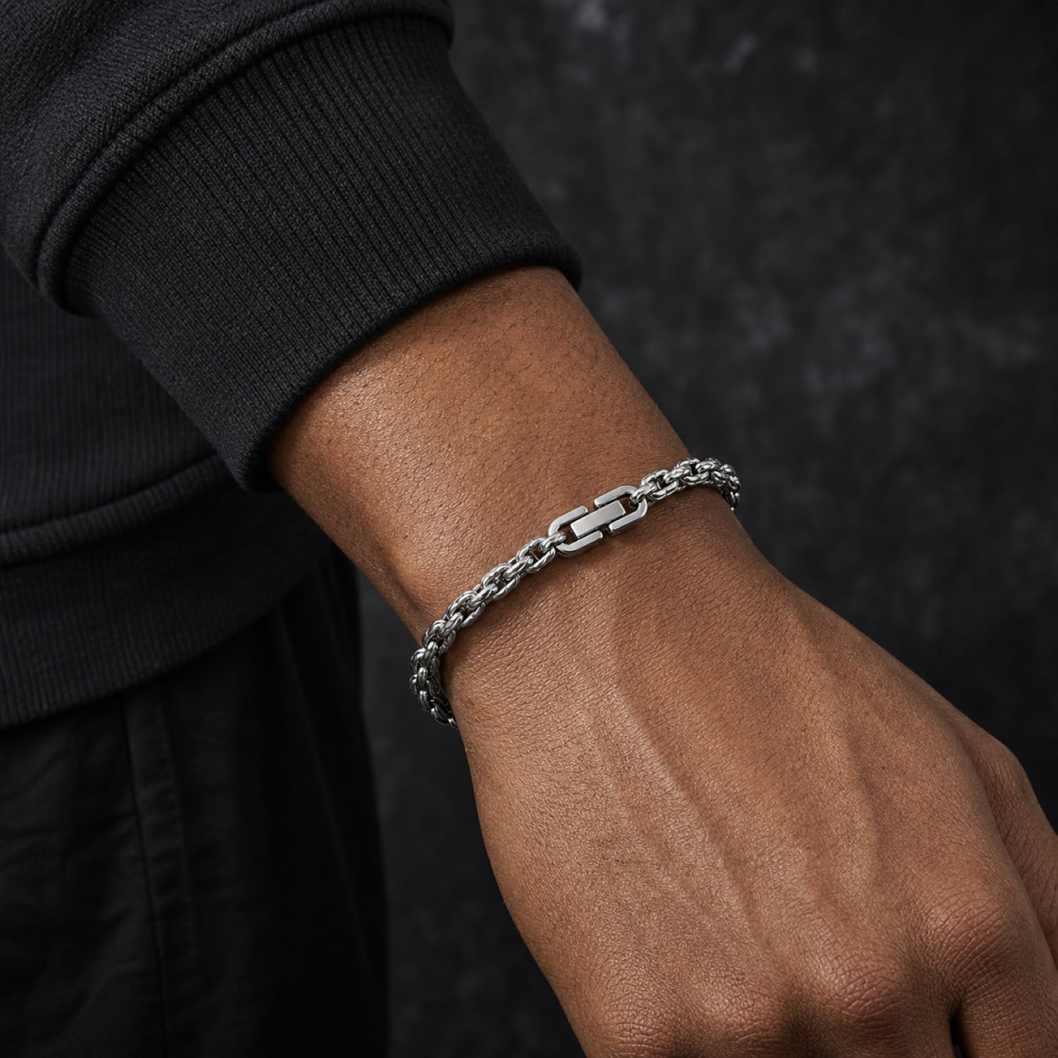 Mobius 6mm Stainless Steel Chain Bracelet
